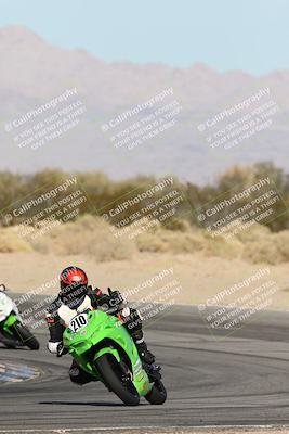 media/Dec-07-2025-CVMA (Sun) [[3e7d2de5dc]]/Race 9-Formula UL Shootout/